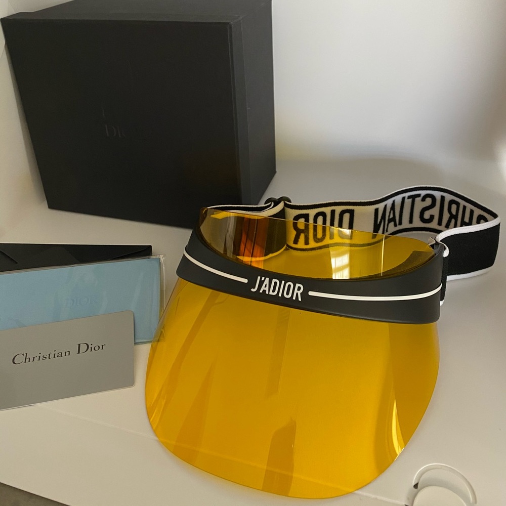 Dior visor club1